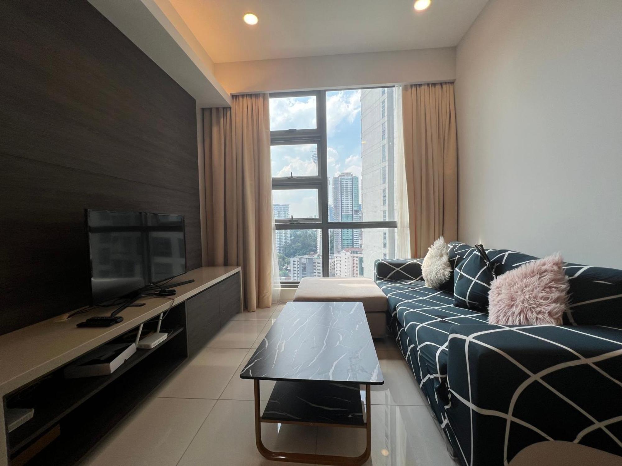 Orion Suites@ The Robertson Bukit Bintang Apartment
