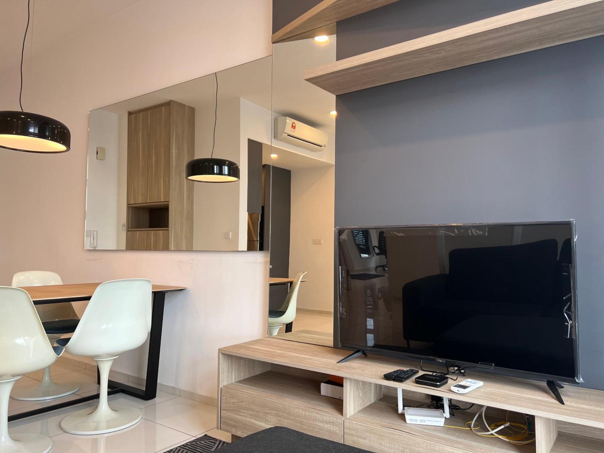 Orion Suites@ The Robertson Bukit Bintang Apartment